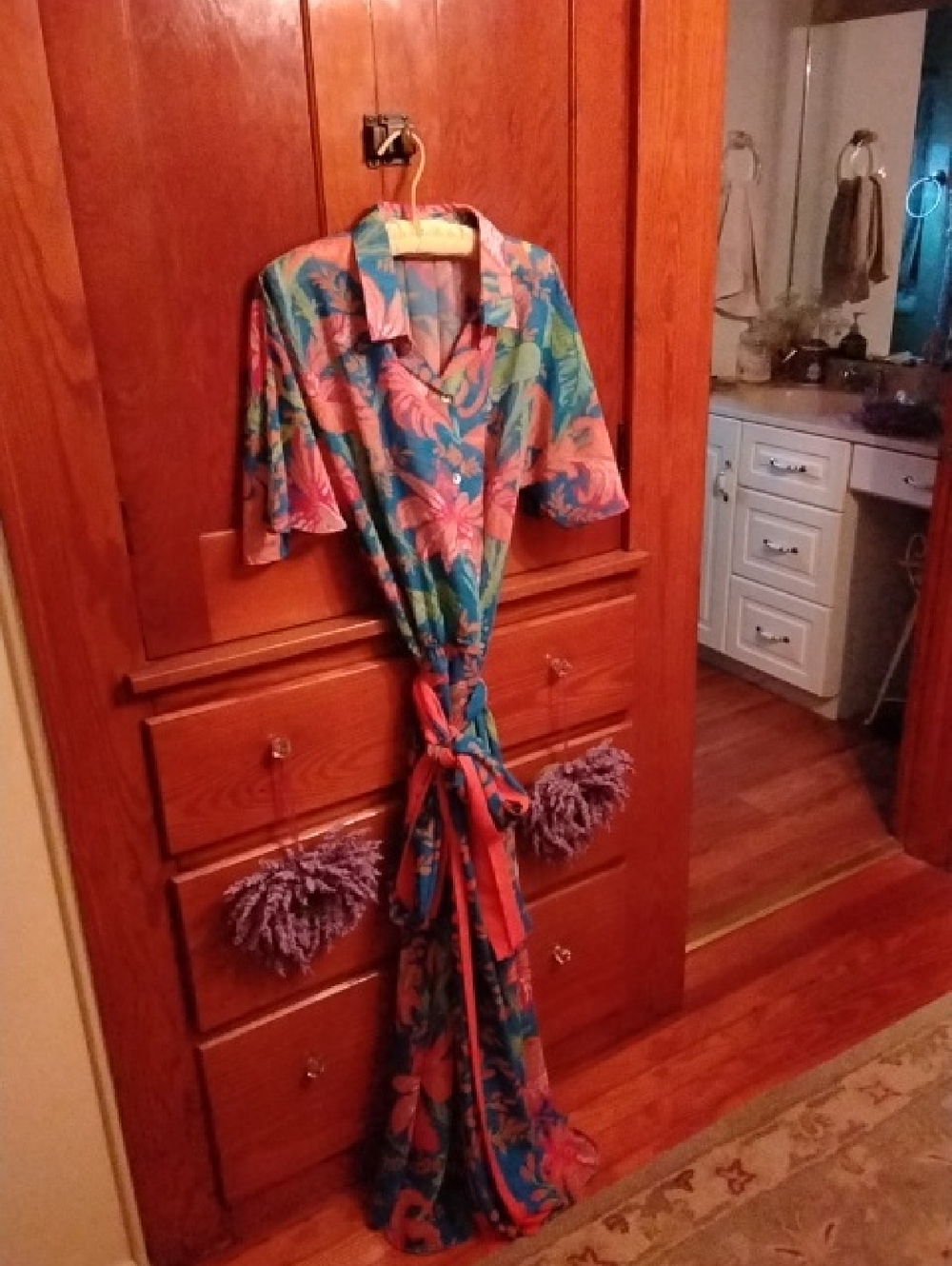 Gretchen Scott Designs Tropical Floral Rayon Robe in Blue & Pink